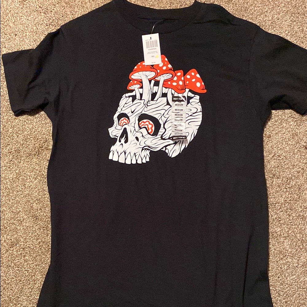 Black Graphic Skull Hot Topic T-Shirt